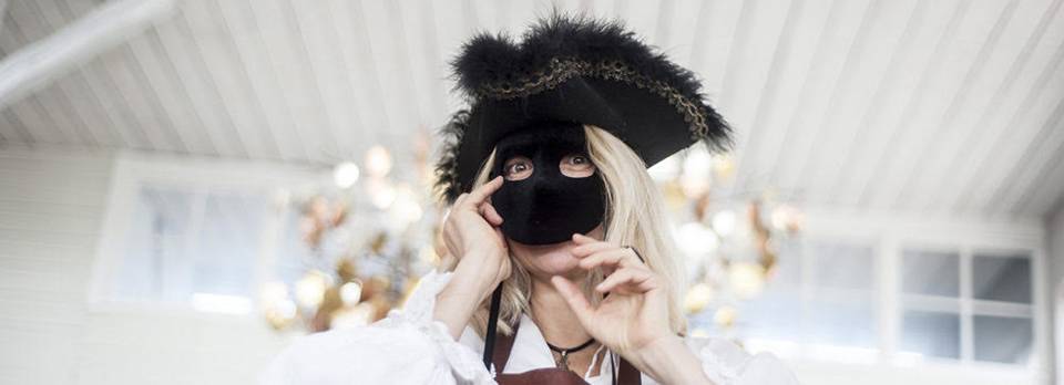 Gunilla Von Werder Konstnär och maskmakerska